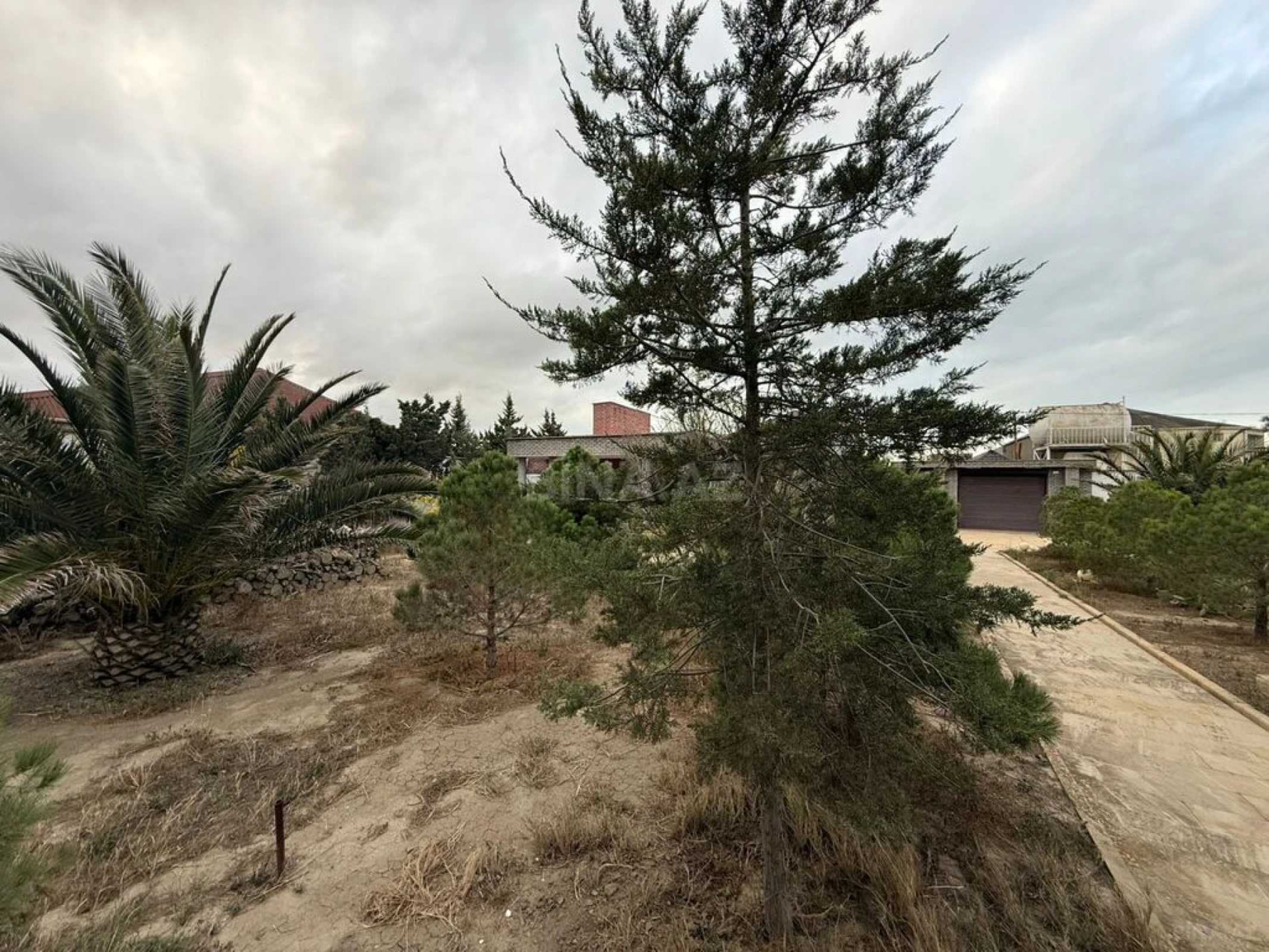 Satılır torpaq sahəsi 25 m²