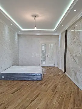 Satılır 3 otaqlı mənzil 120 m²