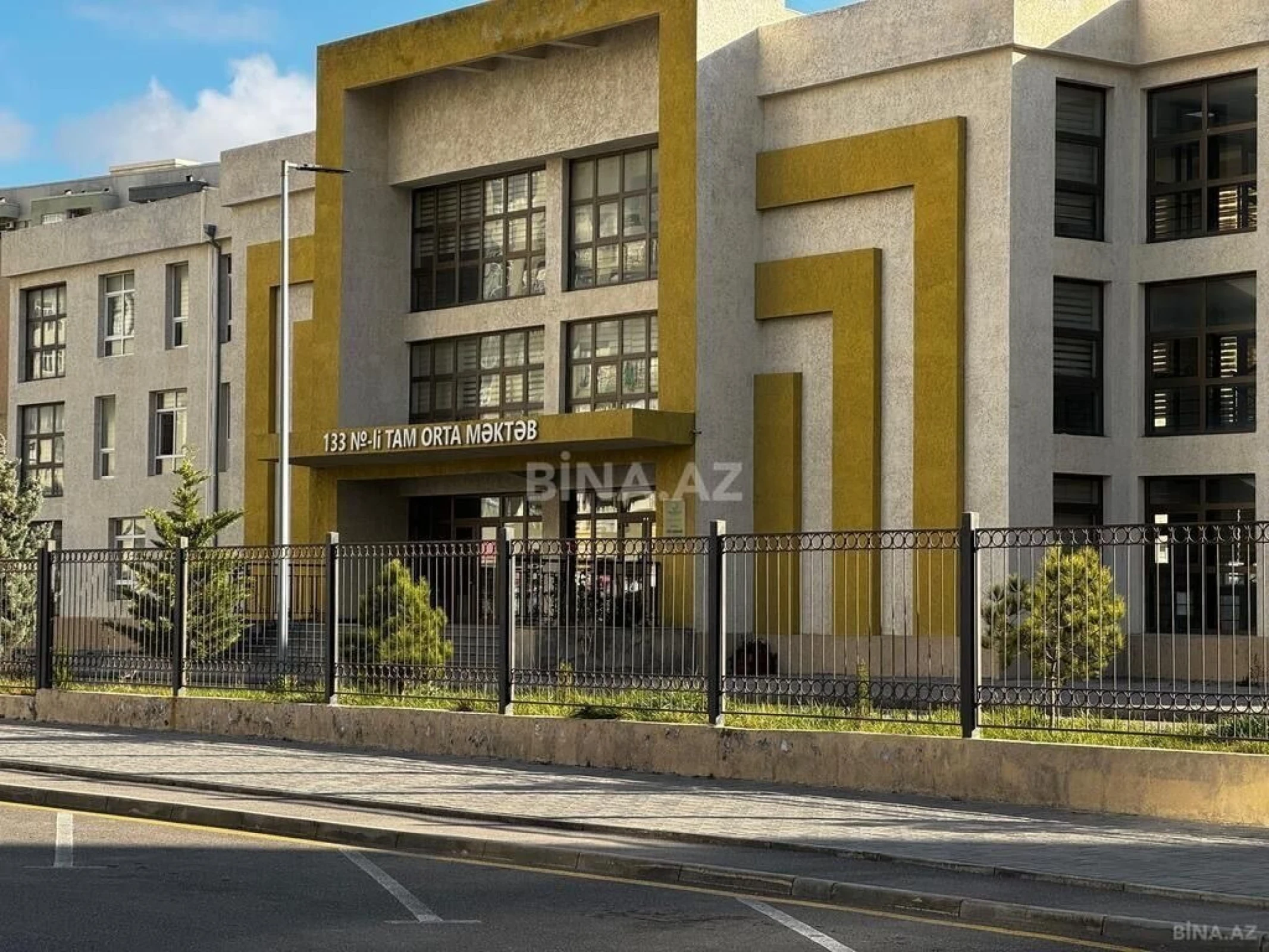 Satılır 3 otaqlı mənzil 88 m²