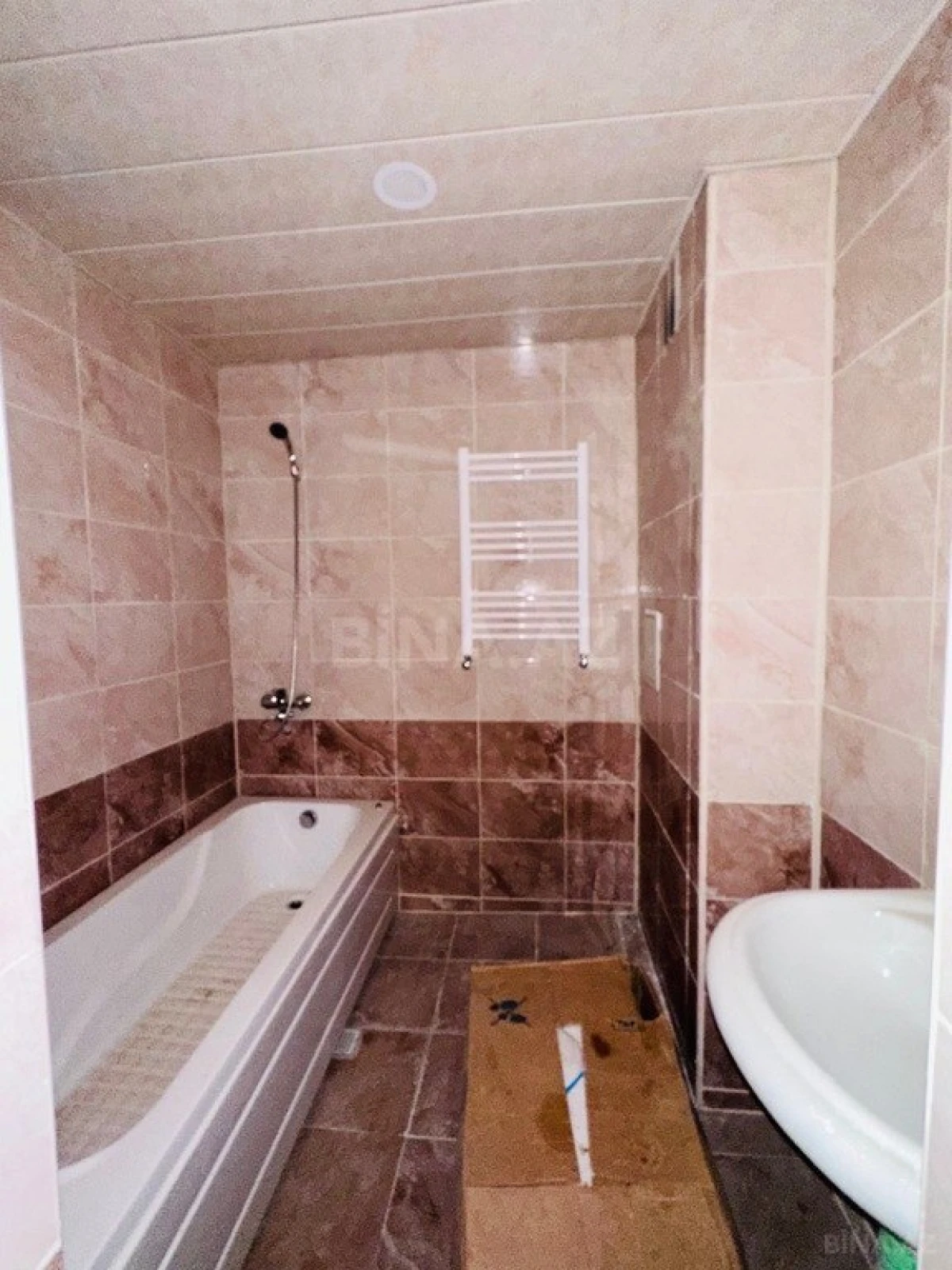 Satılır 3 otaqlı mənzil 100 m²