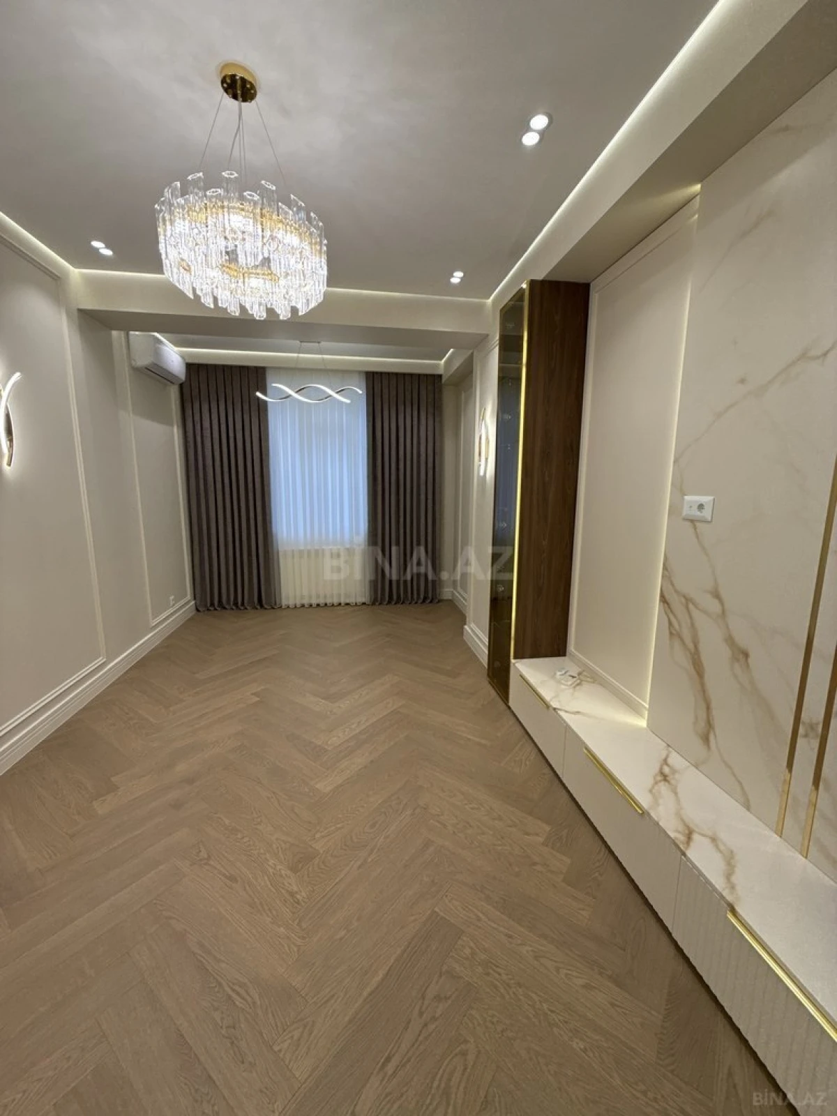 Satılır 3 otaqlı mənzil 90 m²