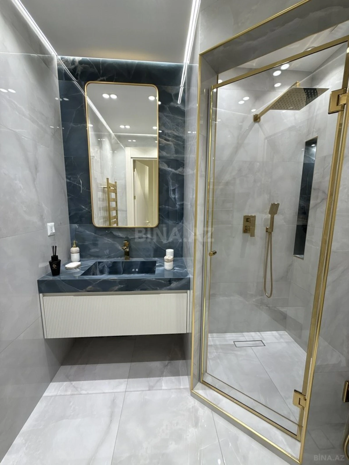 Satılır 3 otaqlı mənzil 90 m²