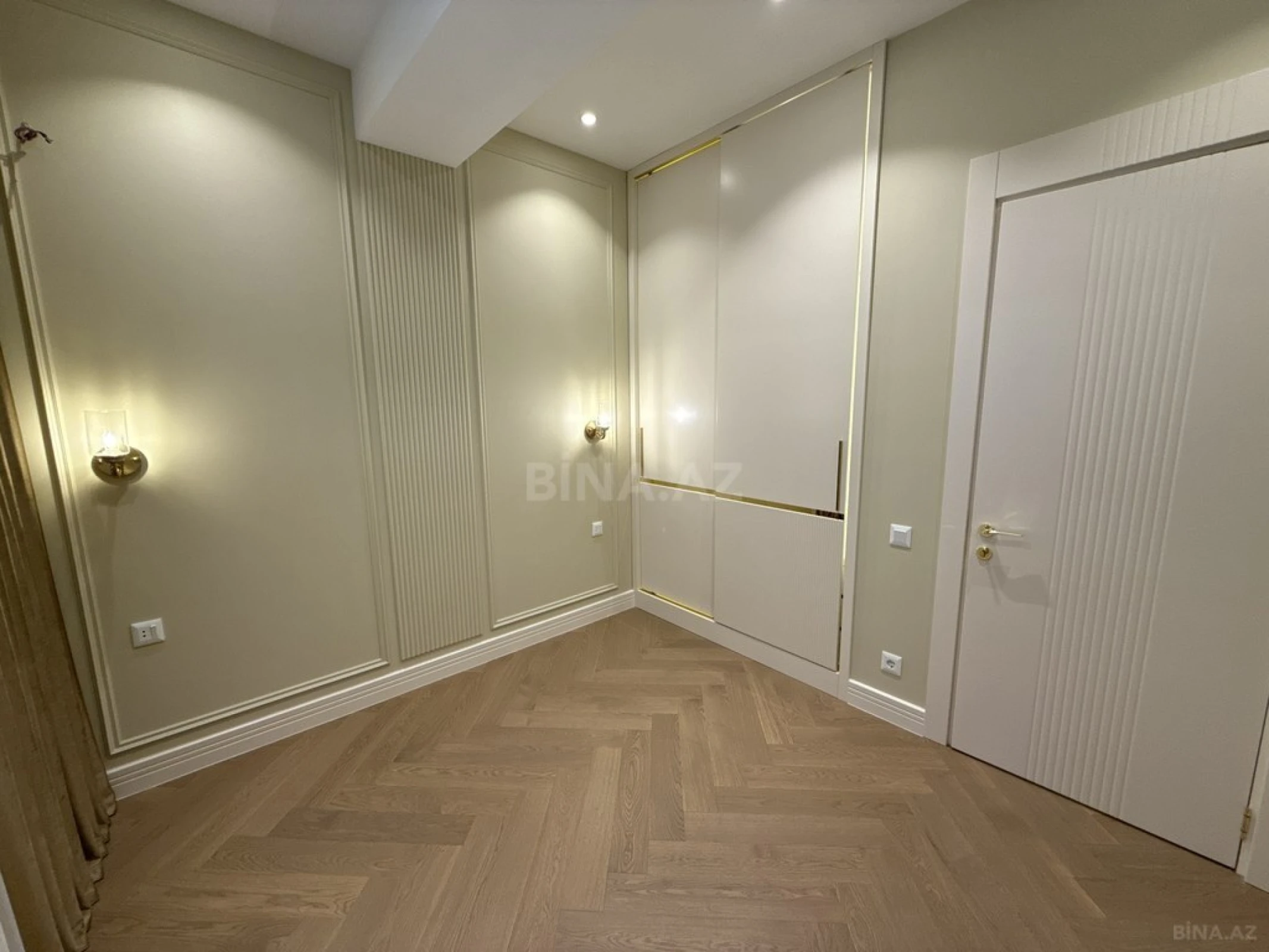 Satılır 3 otaqlı mənzil 90 m²