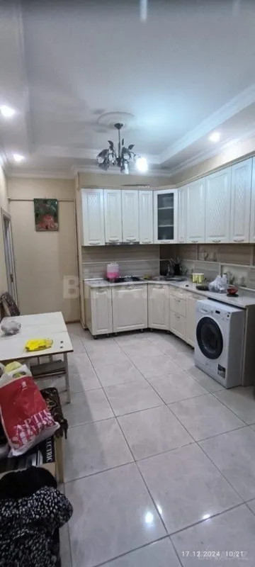 Satılır 3 otaqlı mənzil 105 m²