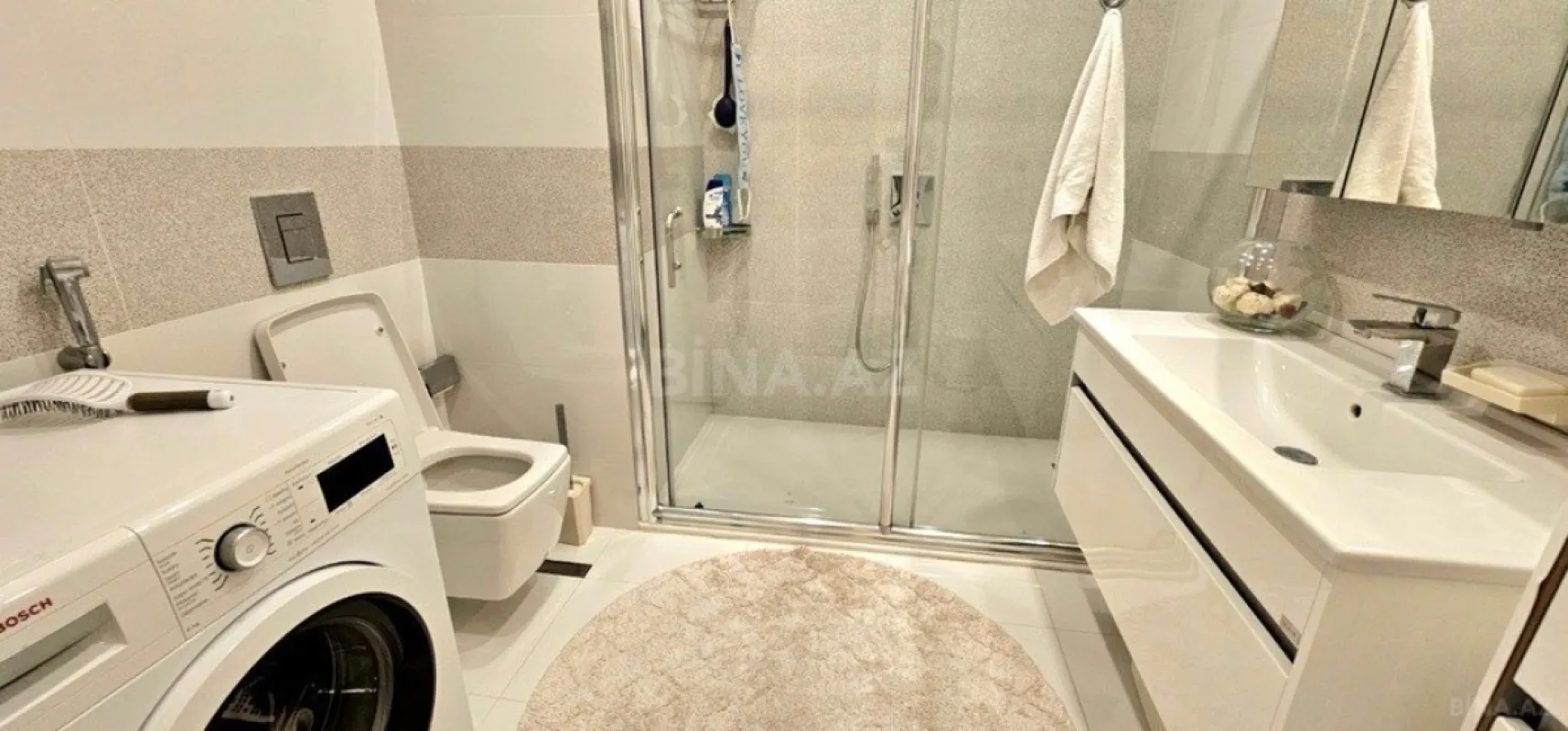 Satılır 4 otaqlı mənzil 193 m²