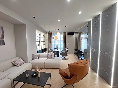 Satılır 3 otaqlı mənzil 148 m²