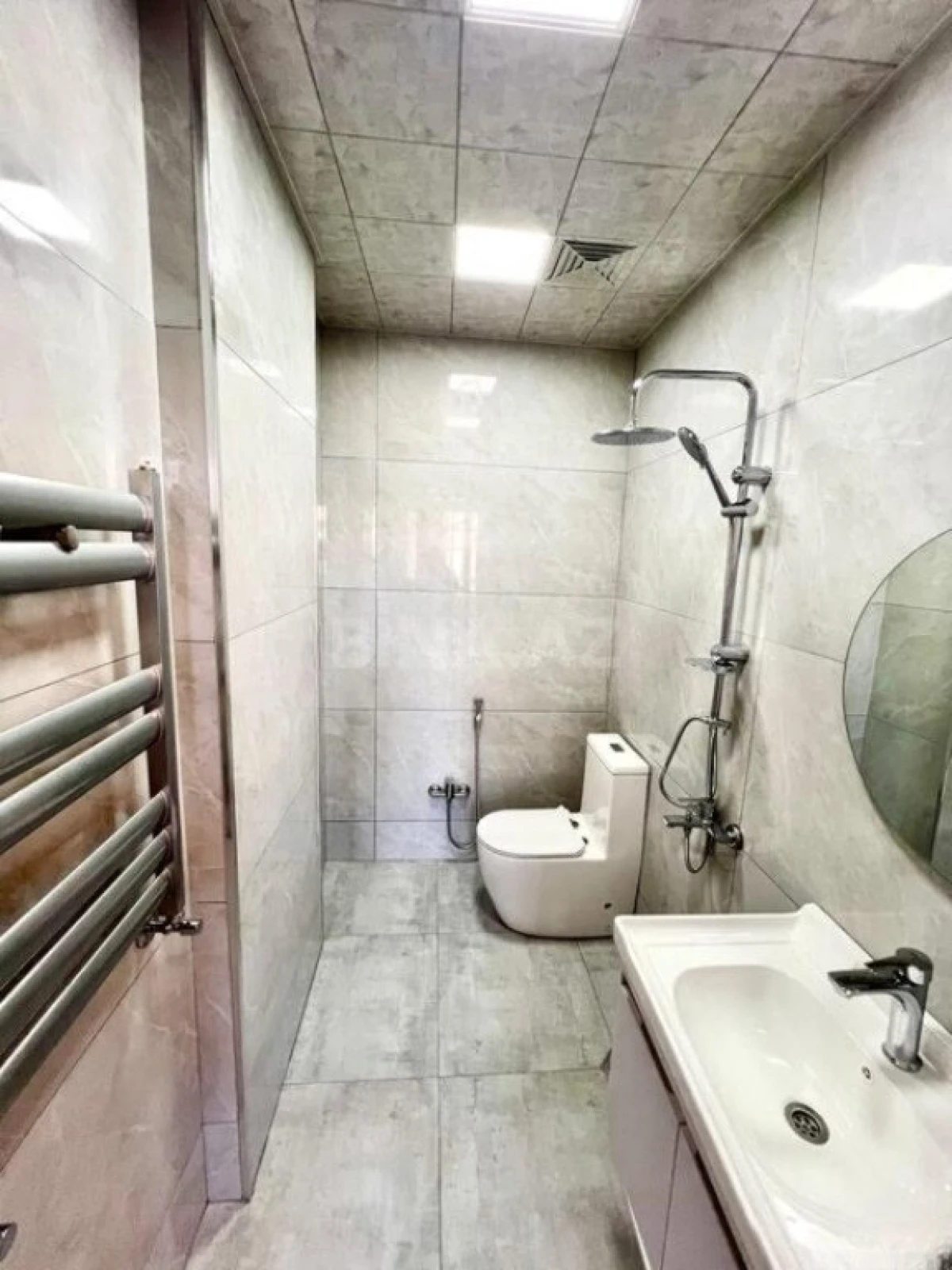 Satılır 3 otaqlı mənzil 105 m²