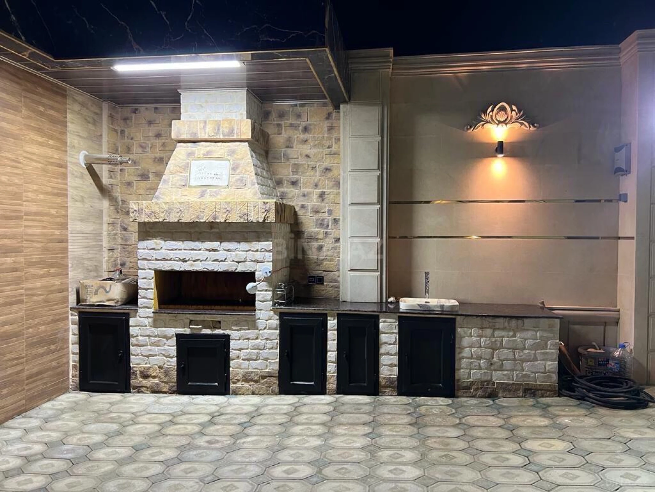 Kirayə verilir 4 otaqlı həyət evi 250 m²