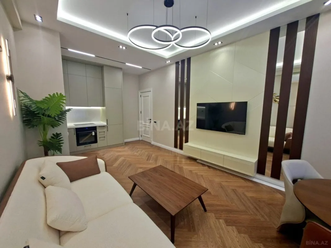 Satılır 2 otaqlı mənzil 68 m²