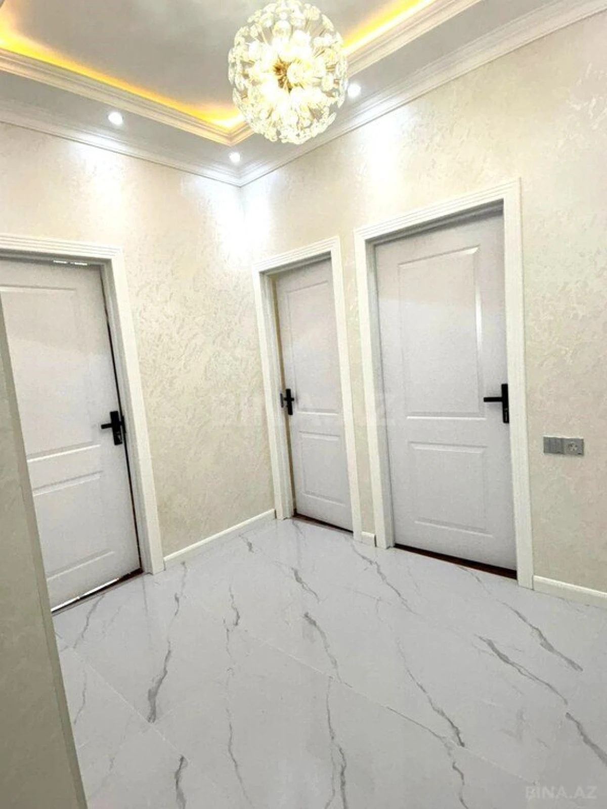 Satılır 3 otaqlı mənzil 80 m²