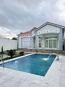 Satılır 4 otaqlı həyət evi 180 m²