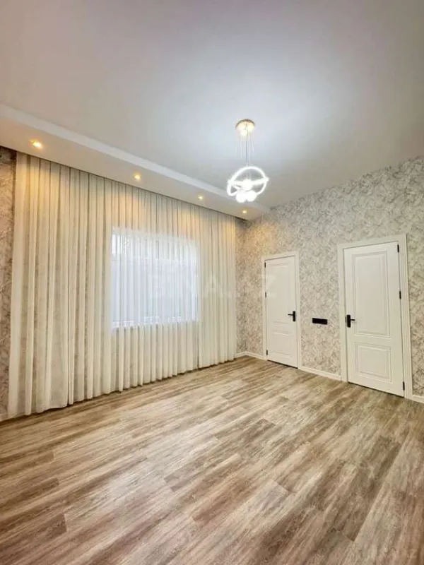 Satılır 4 otaqlı həyət evi 180 m²