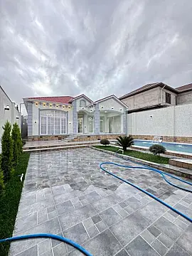 Satılır 4 otaqlı həyət evi 180 m²
