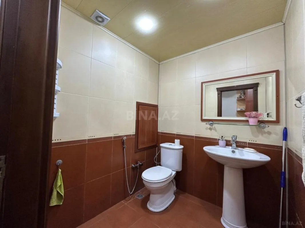 Satılır 3 otaqlı mənzil 125 m²