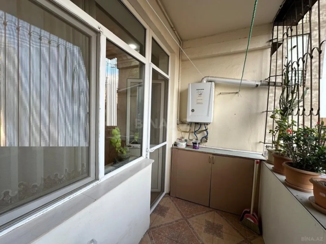 Satılır 3 otaqlı mənzil 125 m²