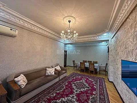 Satılır 3 otaqlı mənzil 125 m²