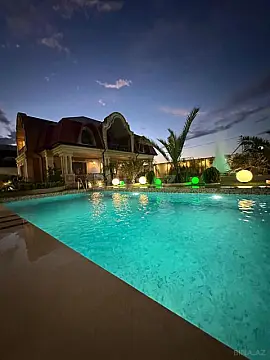 Satılır 5 otaqlı həyət evi 400 m² — Bakı 5 otaq 400.00 m²