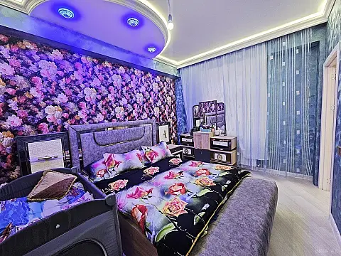 Satılır 4 otaqlı mənzil 84 m²