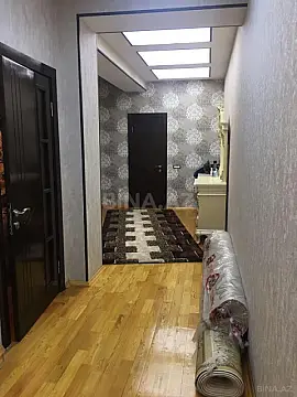 Satılır 2 otaqlı mənzil 102 m²
