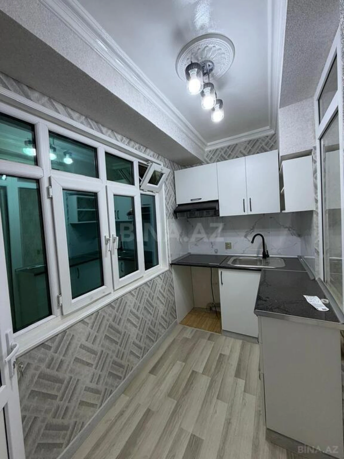 Satılır 2 otaqlı mənzil 43 m²