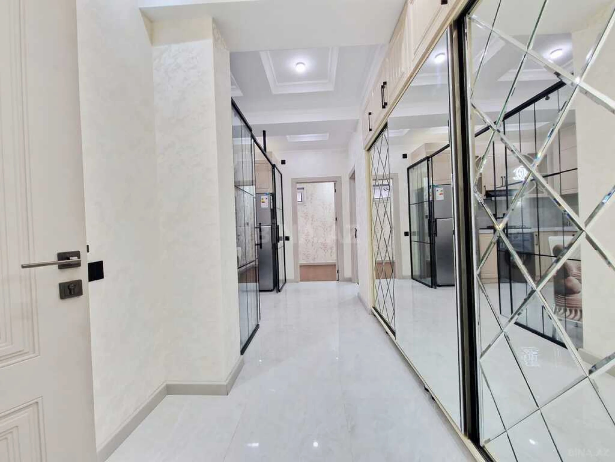 Satılır 3 otaqlı mənzil 74 m²