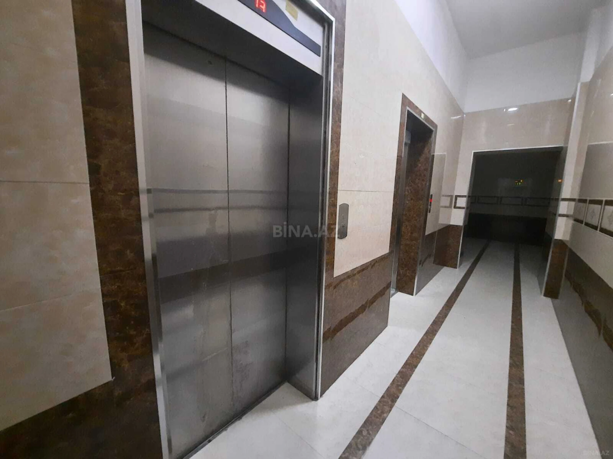 Satılır 3 otaqlı mənzil 74 m²