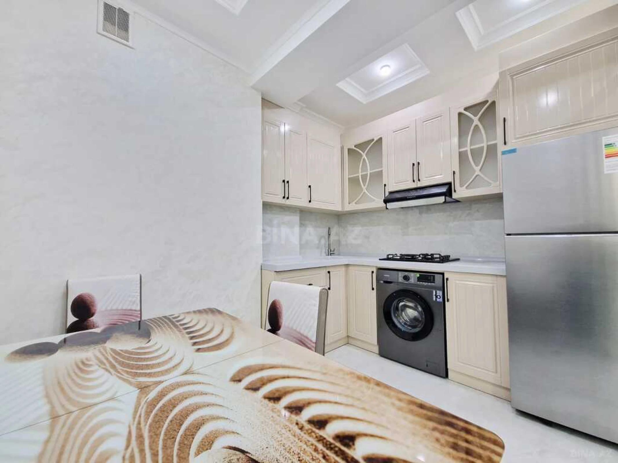 Satılır 3 otaqlı mənzil 74 m²