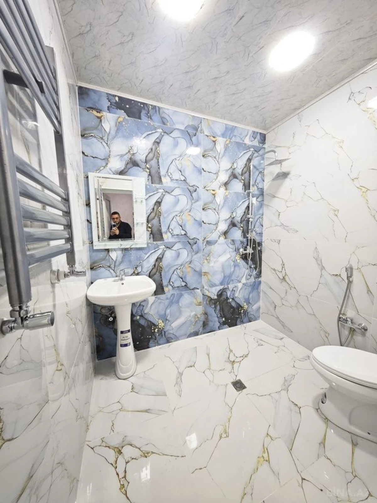 Satılır 5 otaqlı həyət evi 140 m²