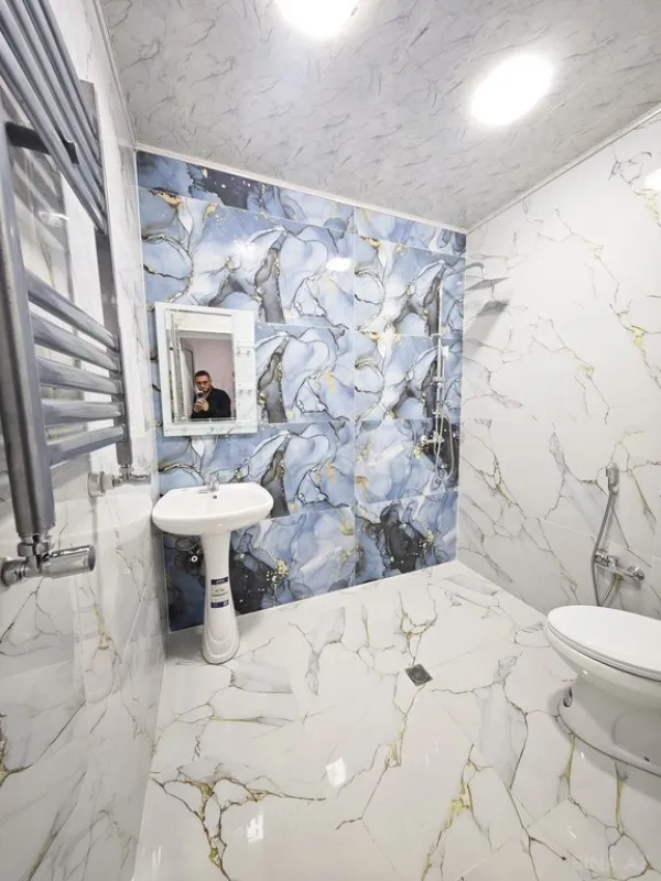 Satılır 5 otaqlı həyət evi 140 m²