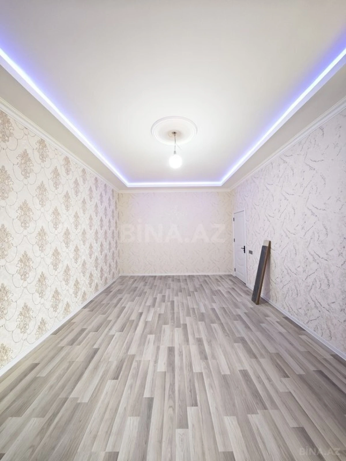 Satılır 5 otaqlı həyət evi 140 m²