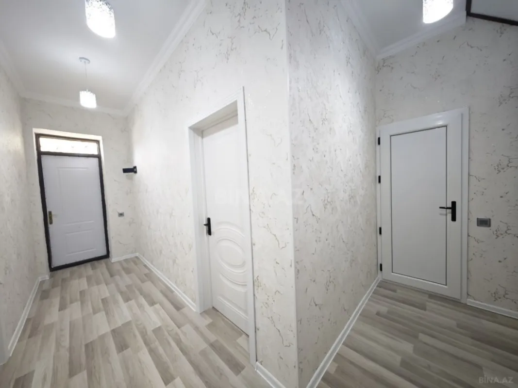 Satılır 5 otaqlı həyət evi 140 m²