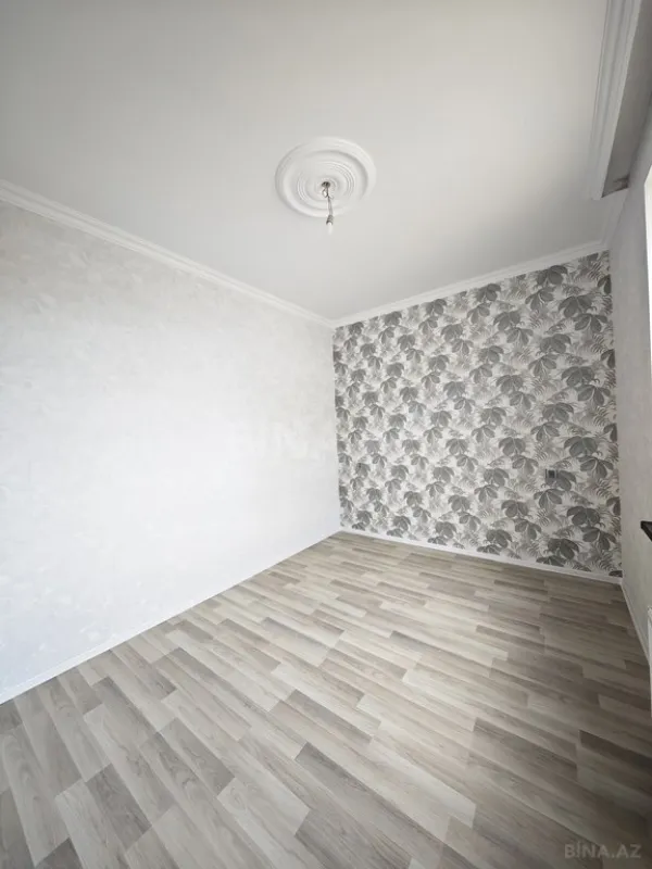 Satılır 5 otaqlı həyət evi 140 m²