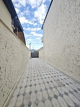 Satılır 5 otaqlı həyət evi 140 m²