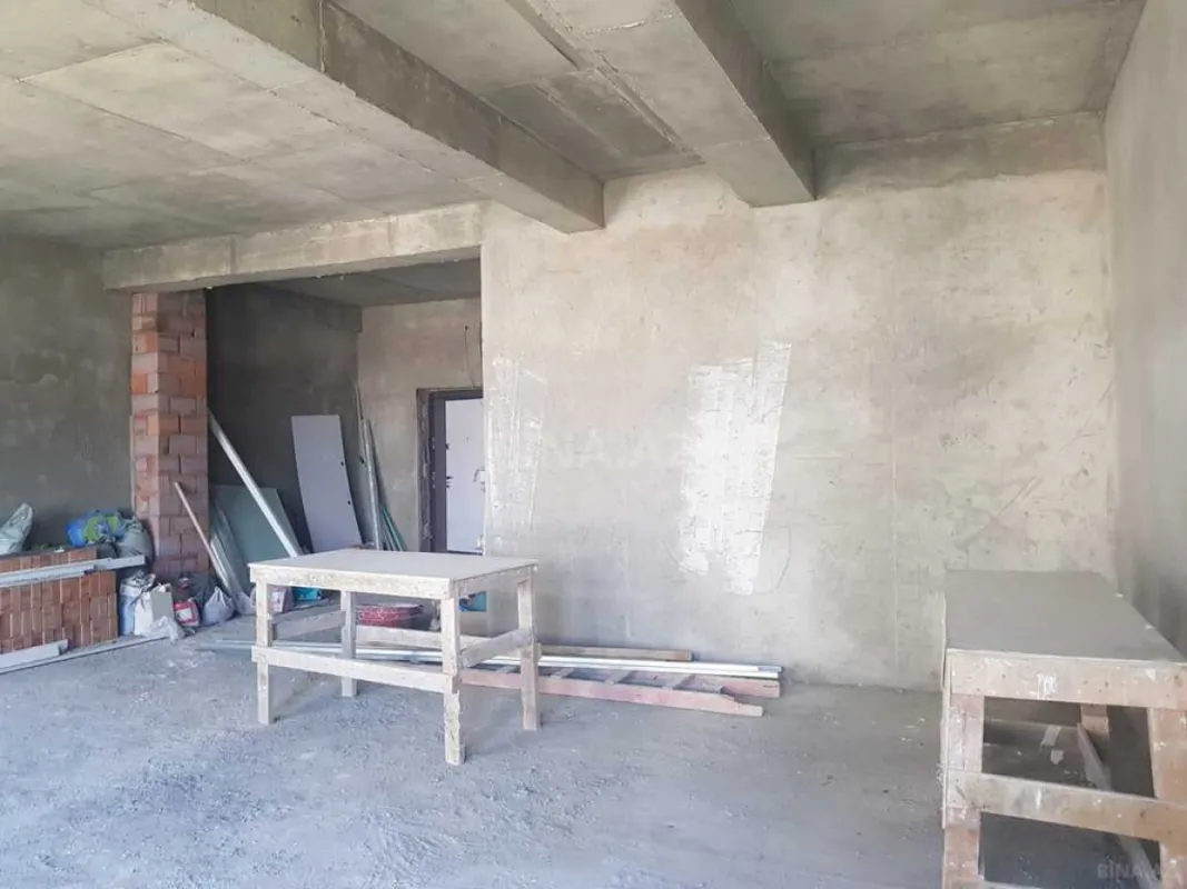 Satılır 2 otaqlı mənzil 73.6 m²