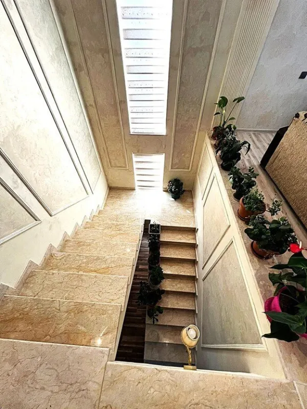 Satılır 6 otaqlı həyət evi 500 m²