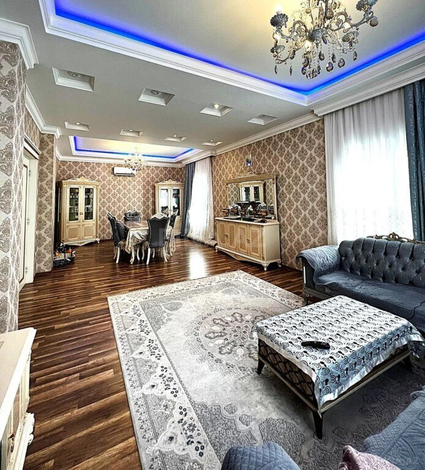 Satılır 6 otaqlı həyət evi 500 m²