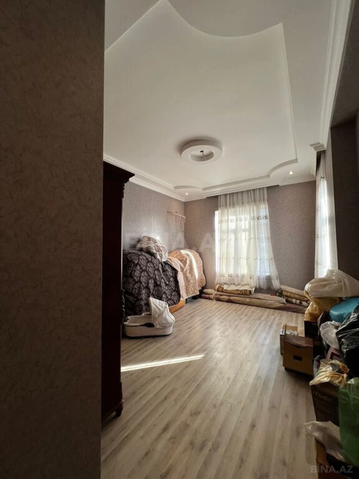 Satılır 6 otaqlı həyət evi 500 m²