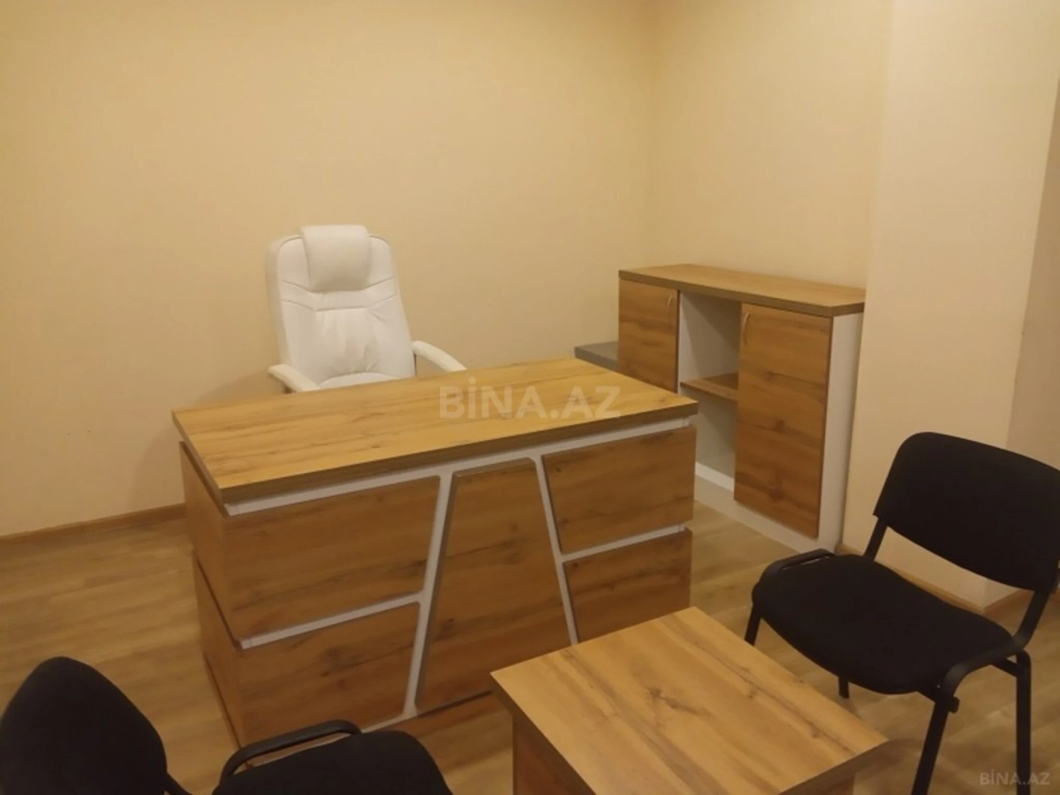Kirayə verilir 1 otaqlı ofis 40 m²