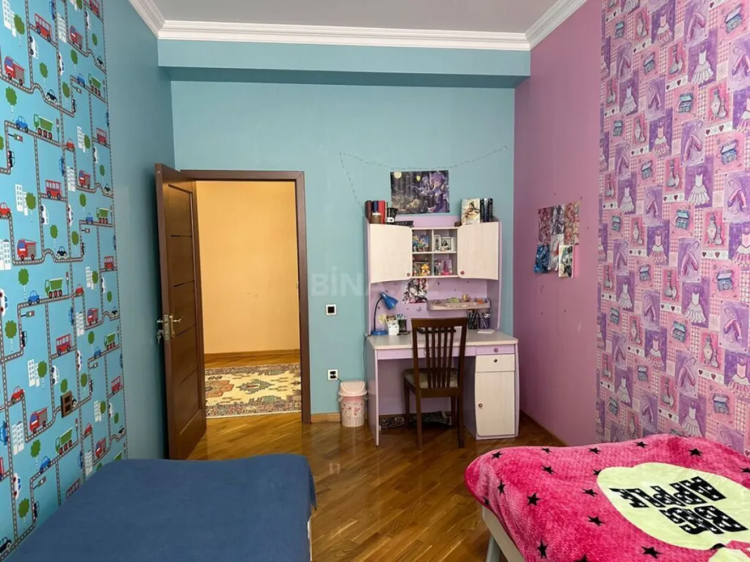 Satılır 3 otaqlı mənzil 120 m²