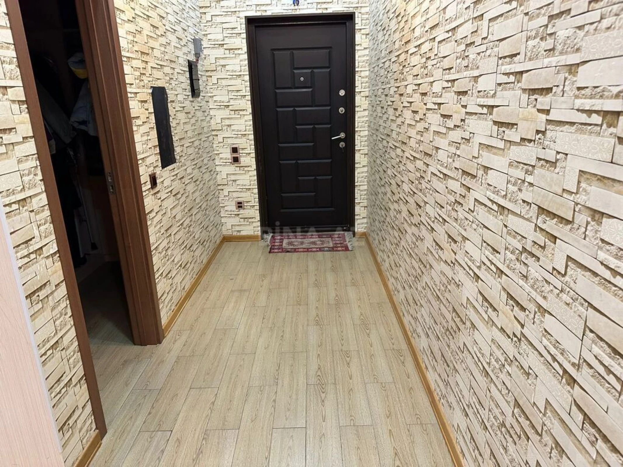 Satılır 3 otaqlı mənzil 120 m²