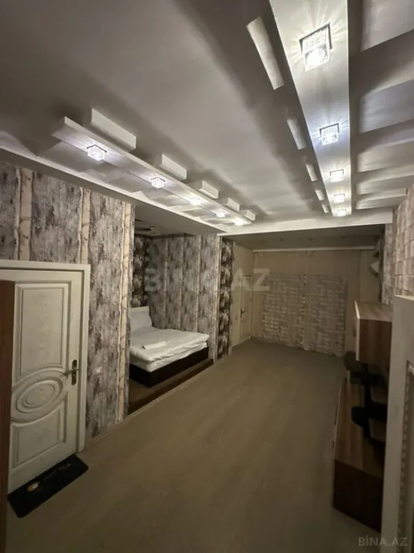 Satılır 4 otaqlı mənzil 176 m²