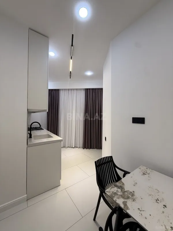 Satılır 3 otaqlı mənzil 117 m²