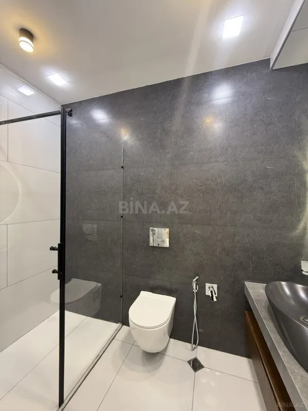 Satılır 3 otaqlı mənzil 117 m²
