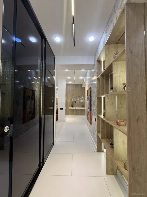 Satılır 3 otaqlı mənzil 117 m²