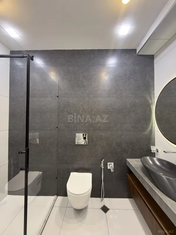 Satılır 3 otaqlı mənzil 117 m²