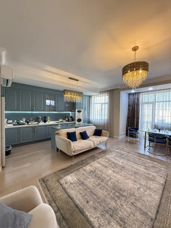Satılır 3 otaqlı mənzil 140.6 m²