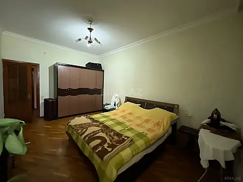 Satılır 3 otaqlı mənzil 120 m²