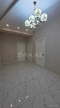 Kirayə verilir 2 otaqlı mənzil 105 m²