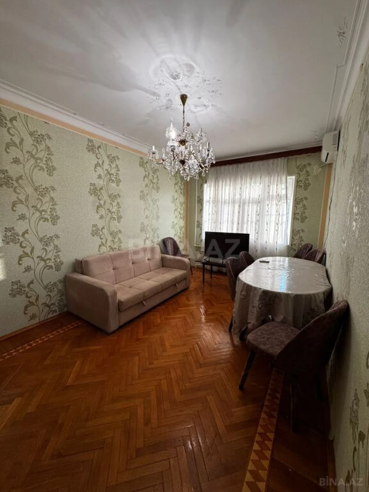 Kirayə verilir 4 otaqlı mənzil 110 m²
