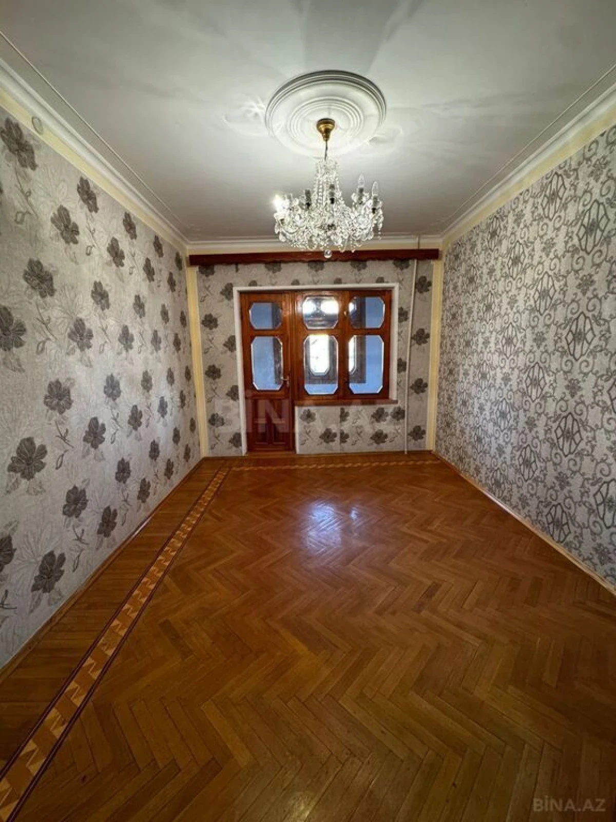 Kirayə verilir 4 otaqlı mənzil 110 m²